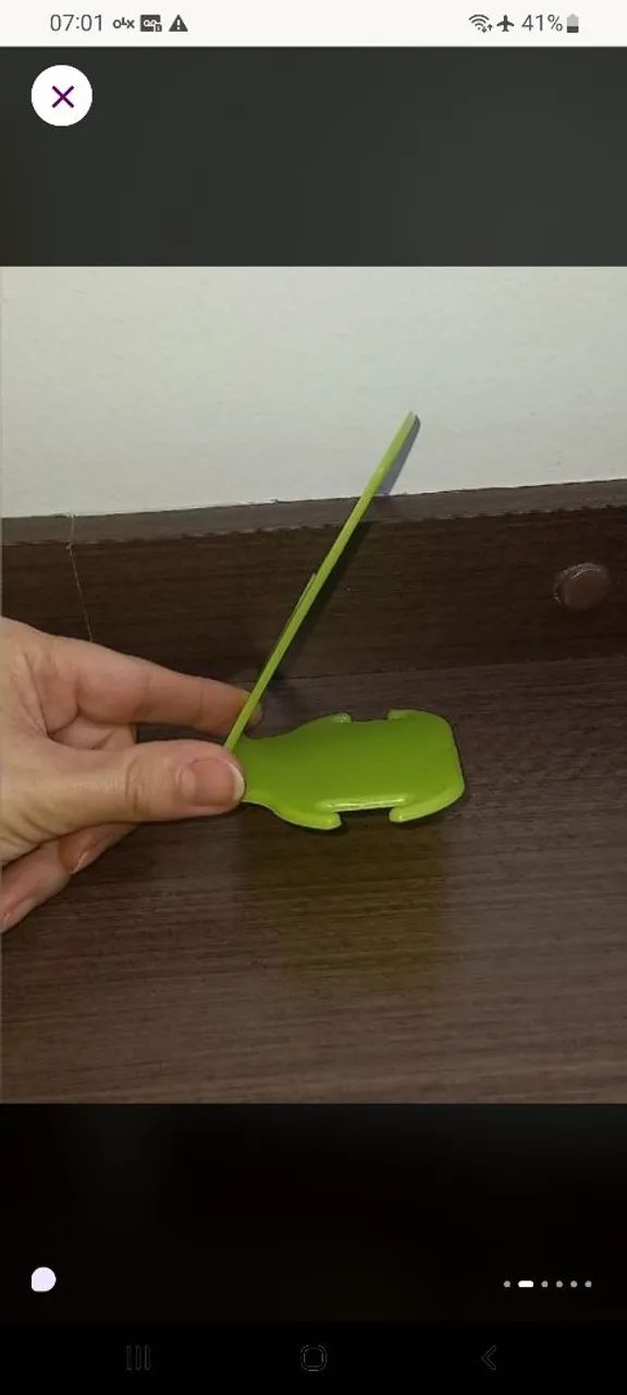Suporte tomada carregador celular  - Foto 2