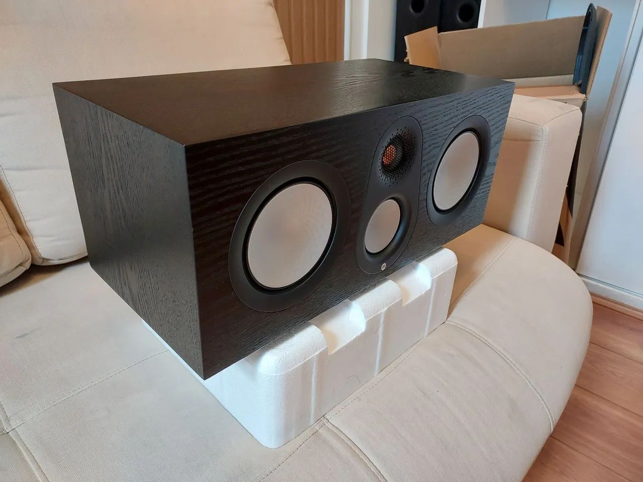 Caixa Acústica central Monitor Audio Silver C250 7g