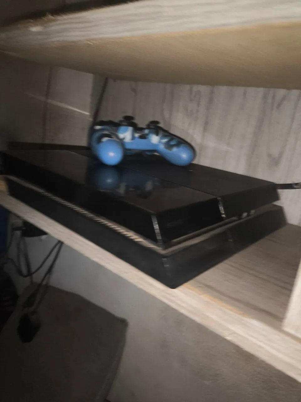 Playstation 4 com Controle Camuflado