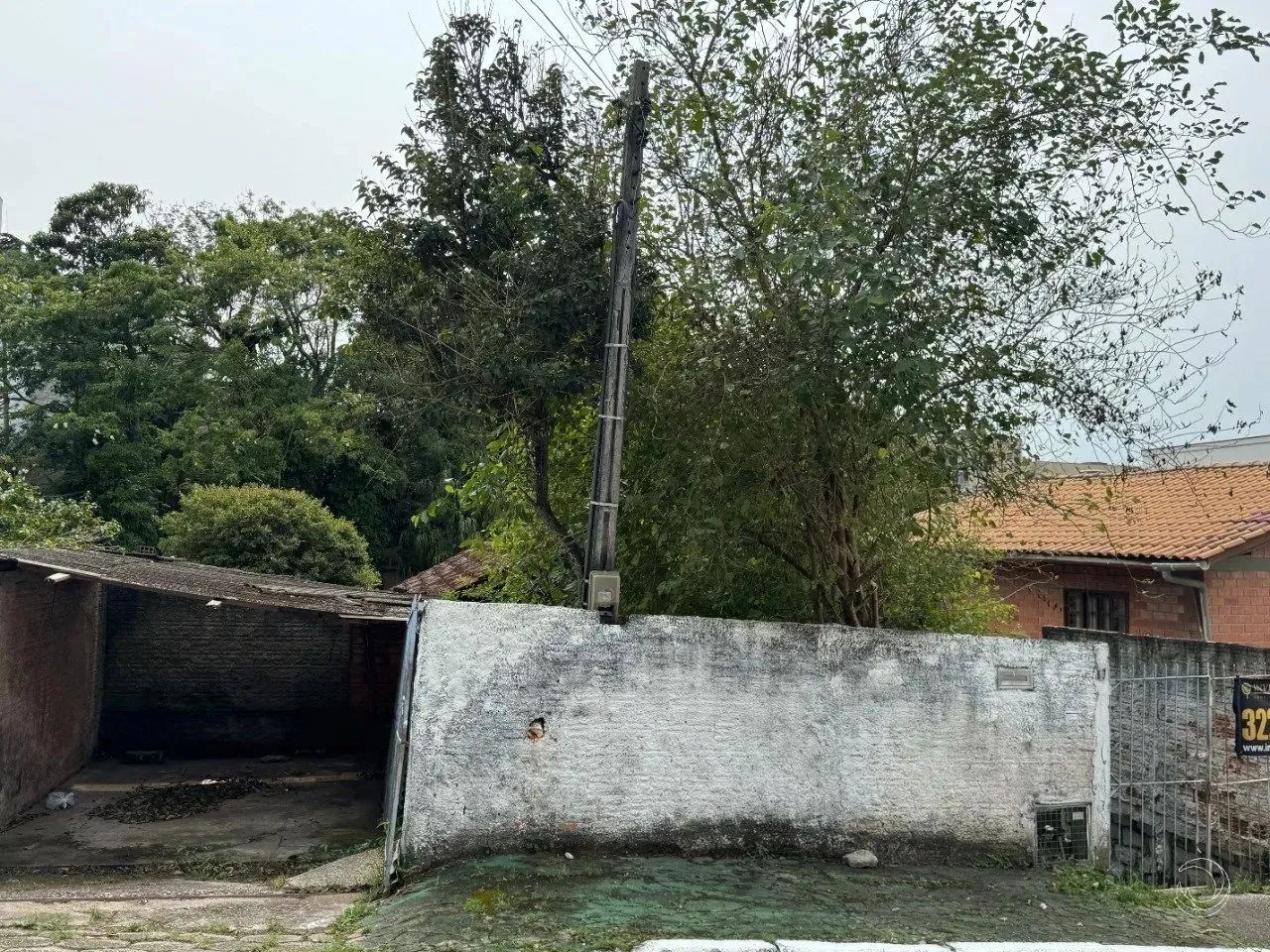 Terreno com 200m² em Coqueiros - Foto 2