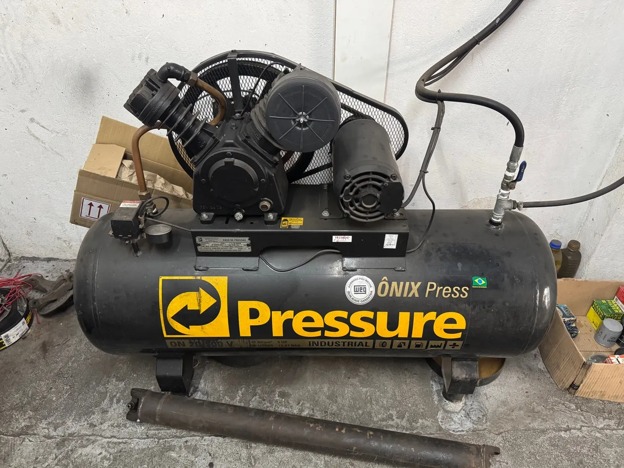 Compressor de Ar Pressure 20/200 Trifásico