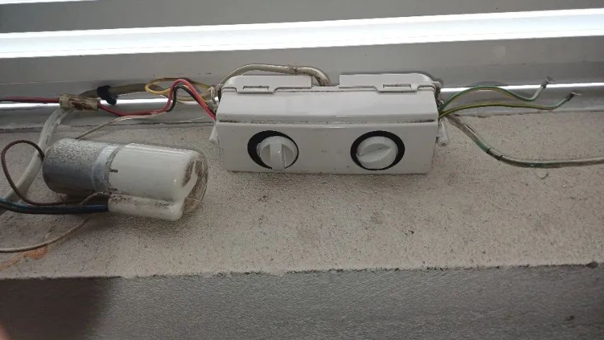 Comando + capacitor + termostato ar condicionado springer 7500 btus - Foto 2