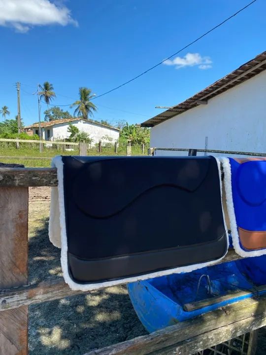 Manta em neoprene com proteção de rim 