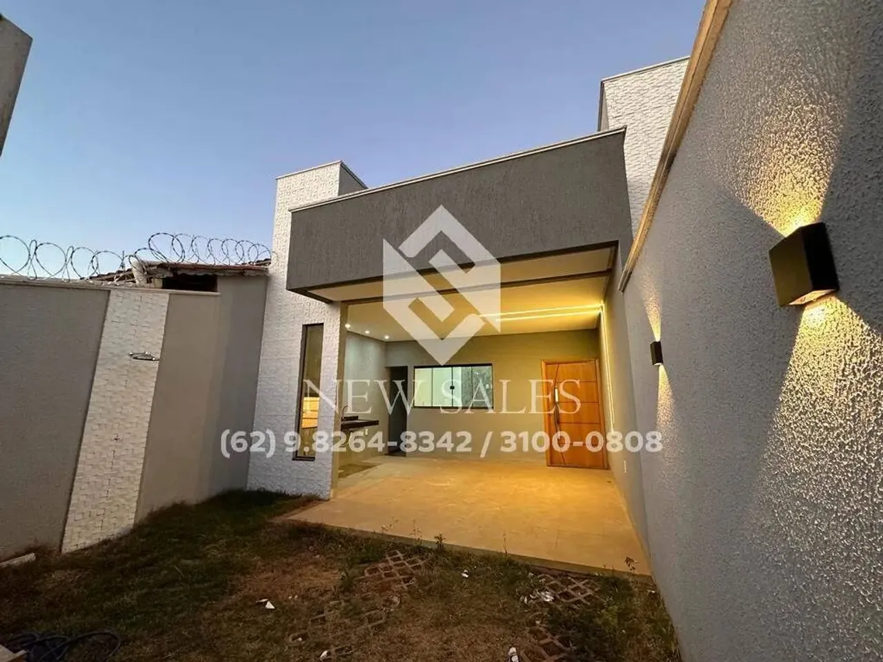 Casa com 3 Quartos sendo 1 Suíte - Área Gourmet - Res. Recanto do Bosque