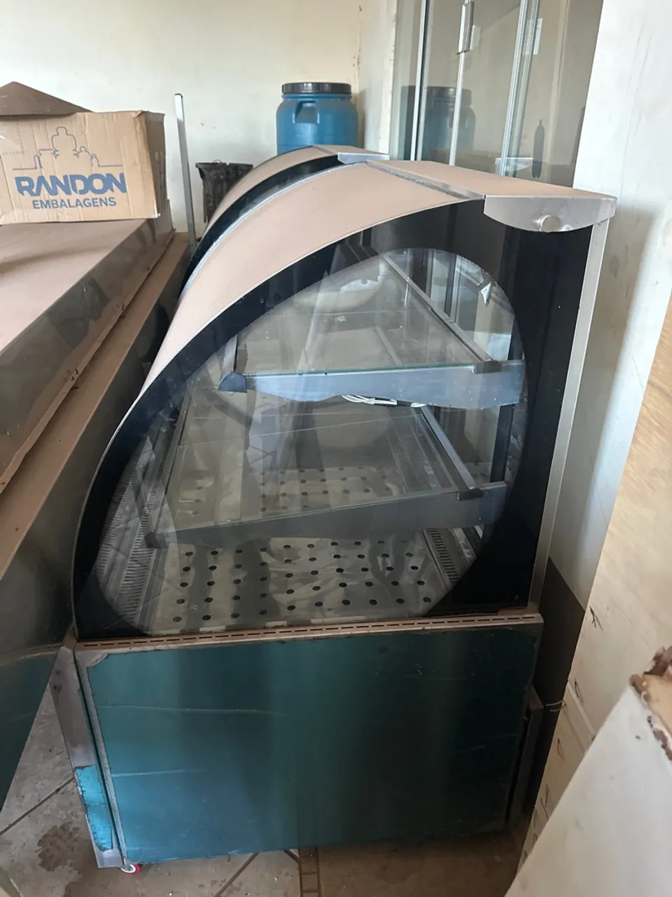 Vitrine doces e salgados