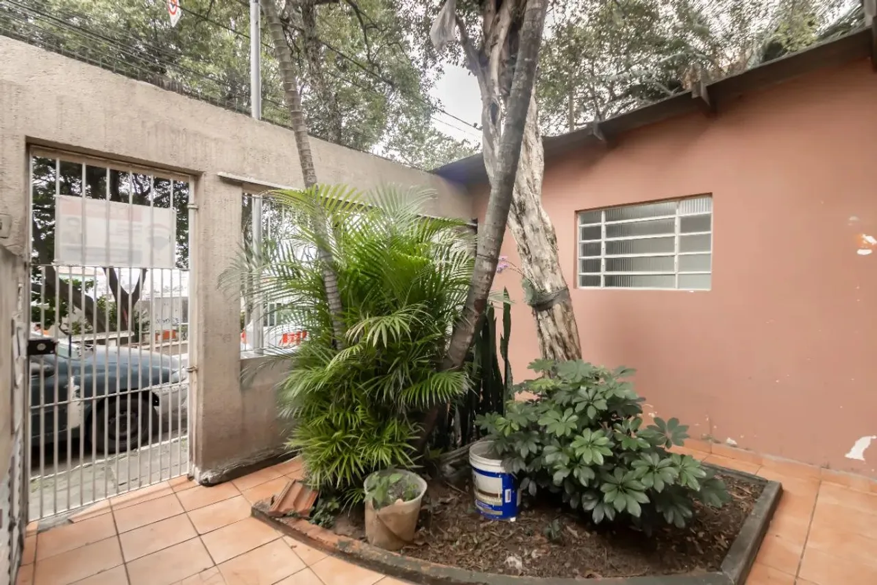 Casa tipo para venda com 2 quartos, sendo 1 suíte, 56m²