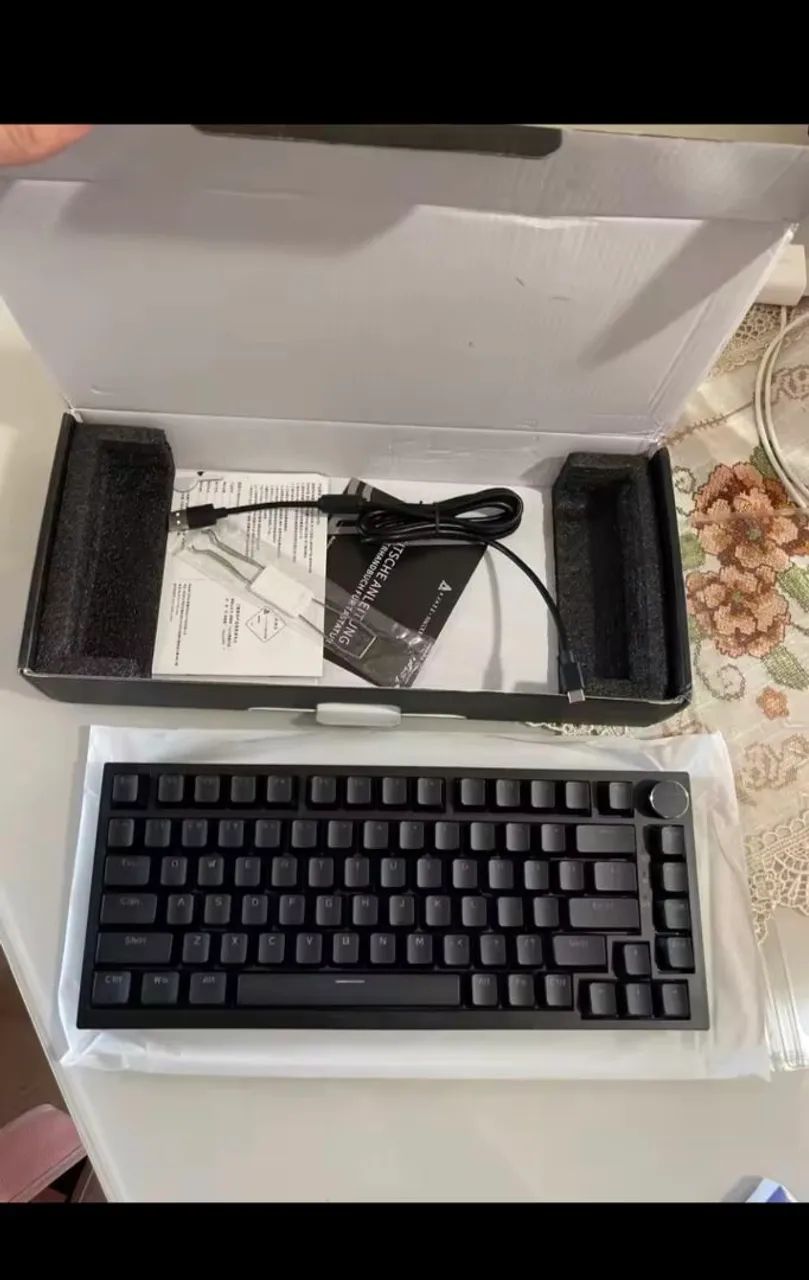 (NEW) Ajazz AK820 Mechanical Keyboard64312830280963121