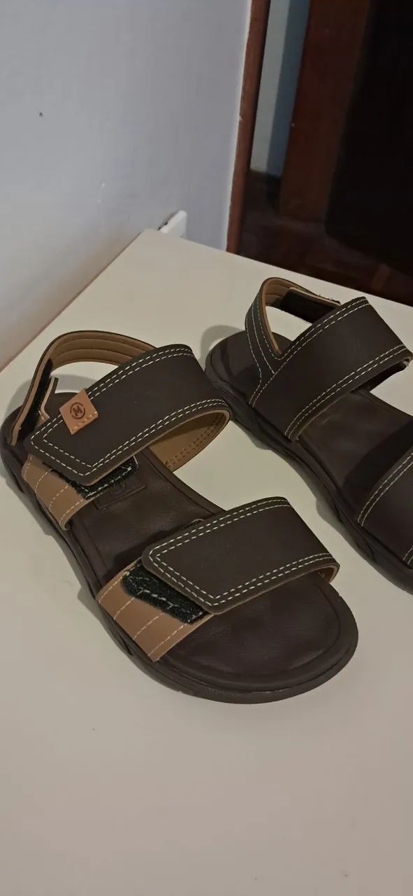 Sandálias infantis confortáveis e estilosas - Foto 3