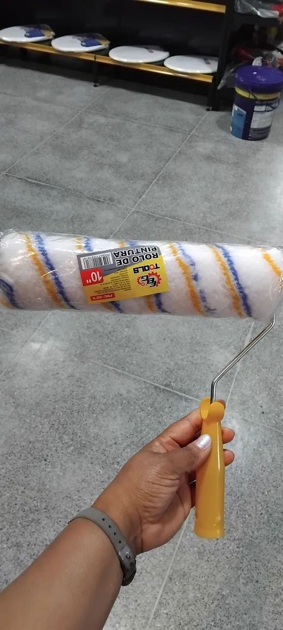 Rolo de pintura Lã c/ suporte 10" 