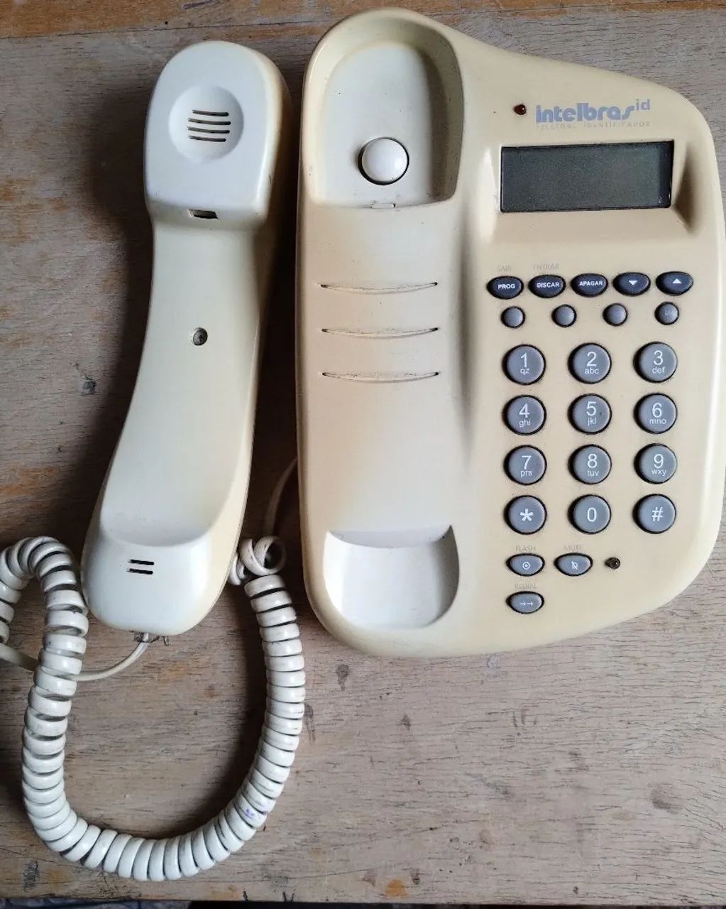 Telefone com fio Intelbras cor branco USADO  - Foto 2