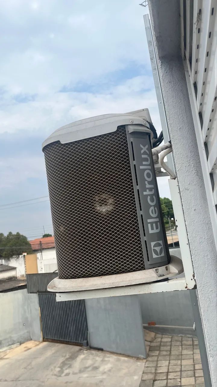 AR CONDICIONADO 9000 BTUs - Foto 2
