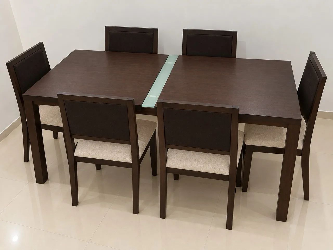 Mesa com cadeiras 