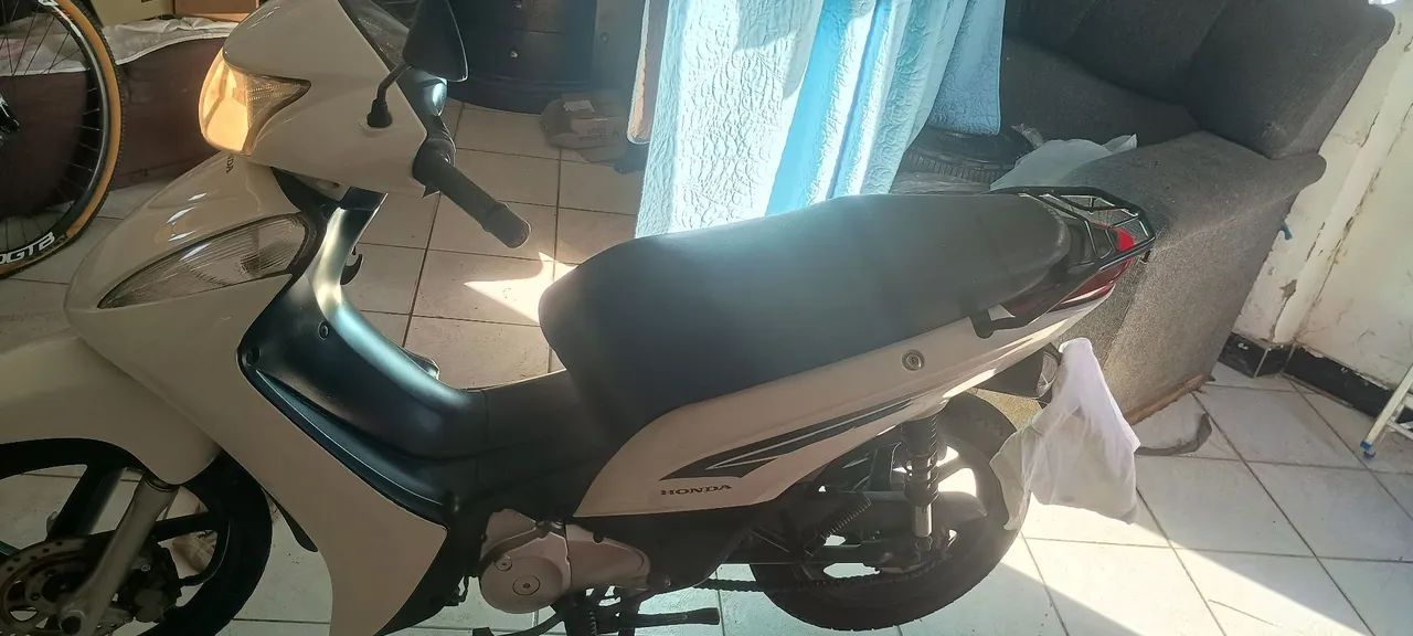 Moto Biz *
