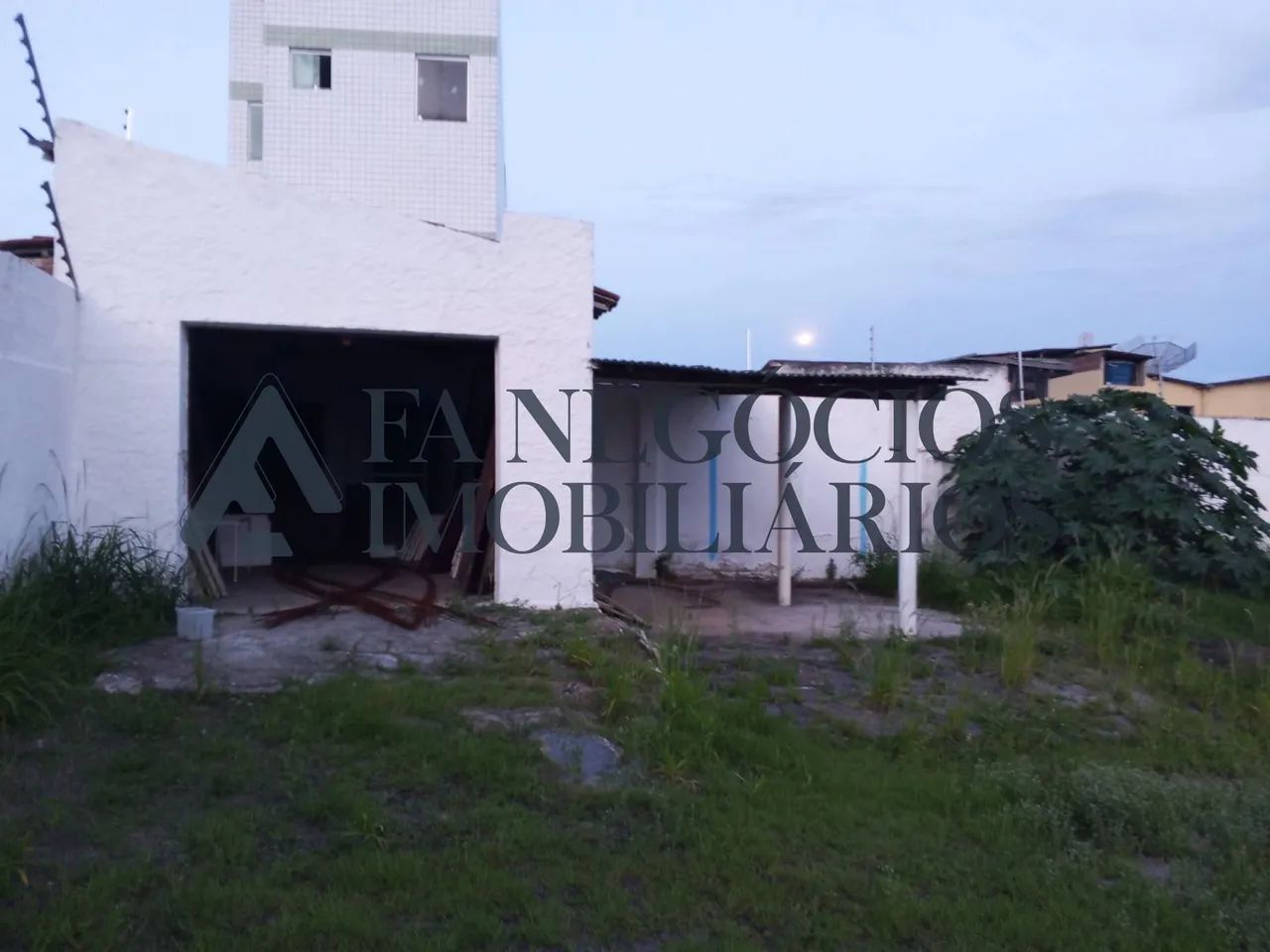 Alugo casa com área total 820m² - Foto 3