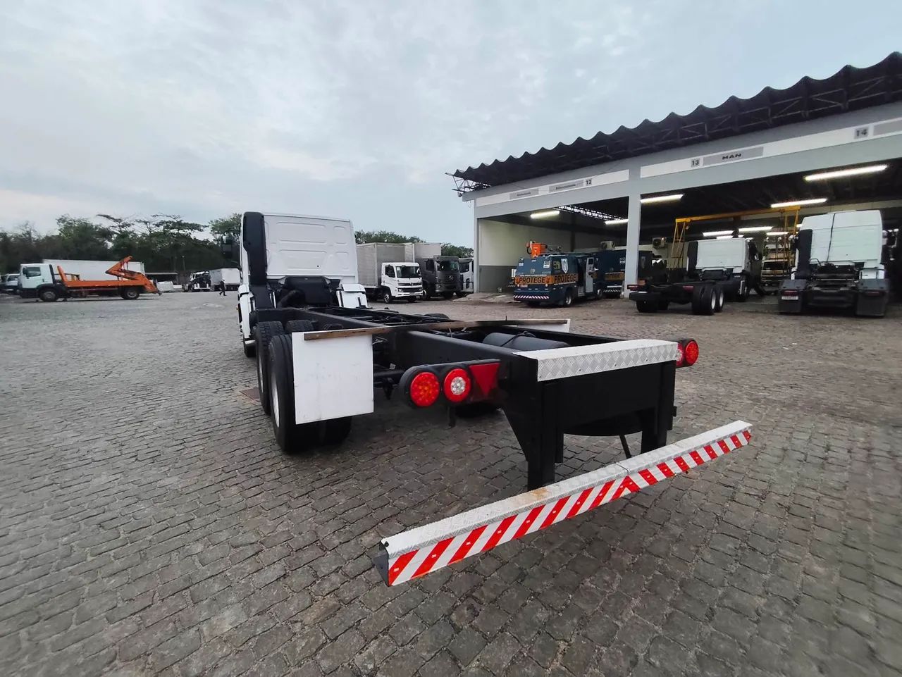 VW| 24.280 Constellation | Novíssimo  - Foto 4