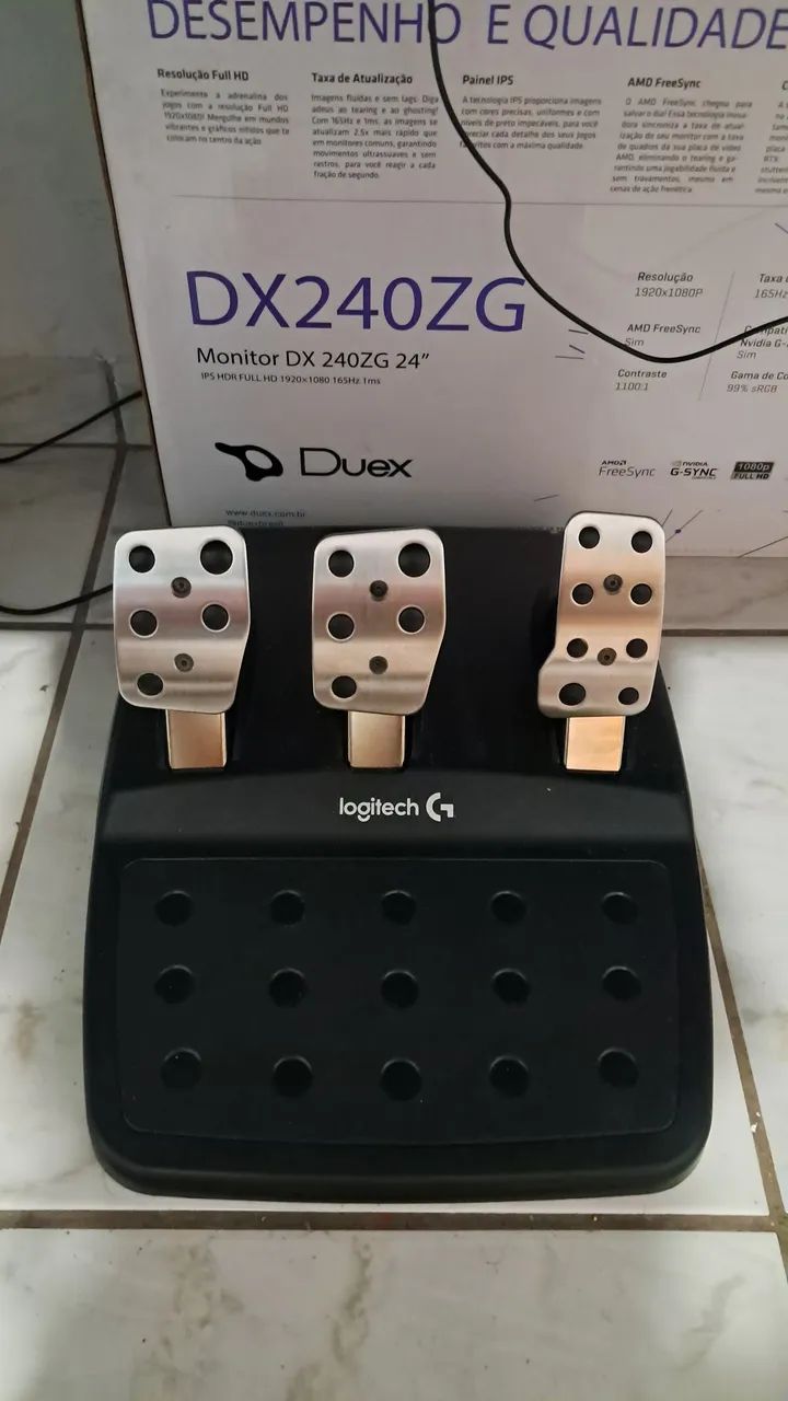 Volante Logitech G29 Semi-novo (PS4/PS5/PC) - Foto 2