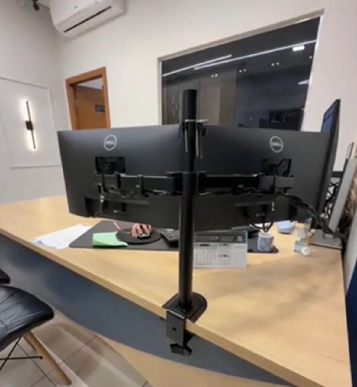 Suporte Monitor De Mesa Vesa Articulado do 17? a 32? polegadas. - Foto 4