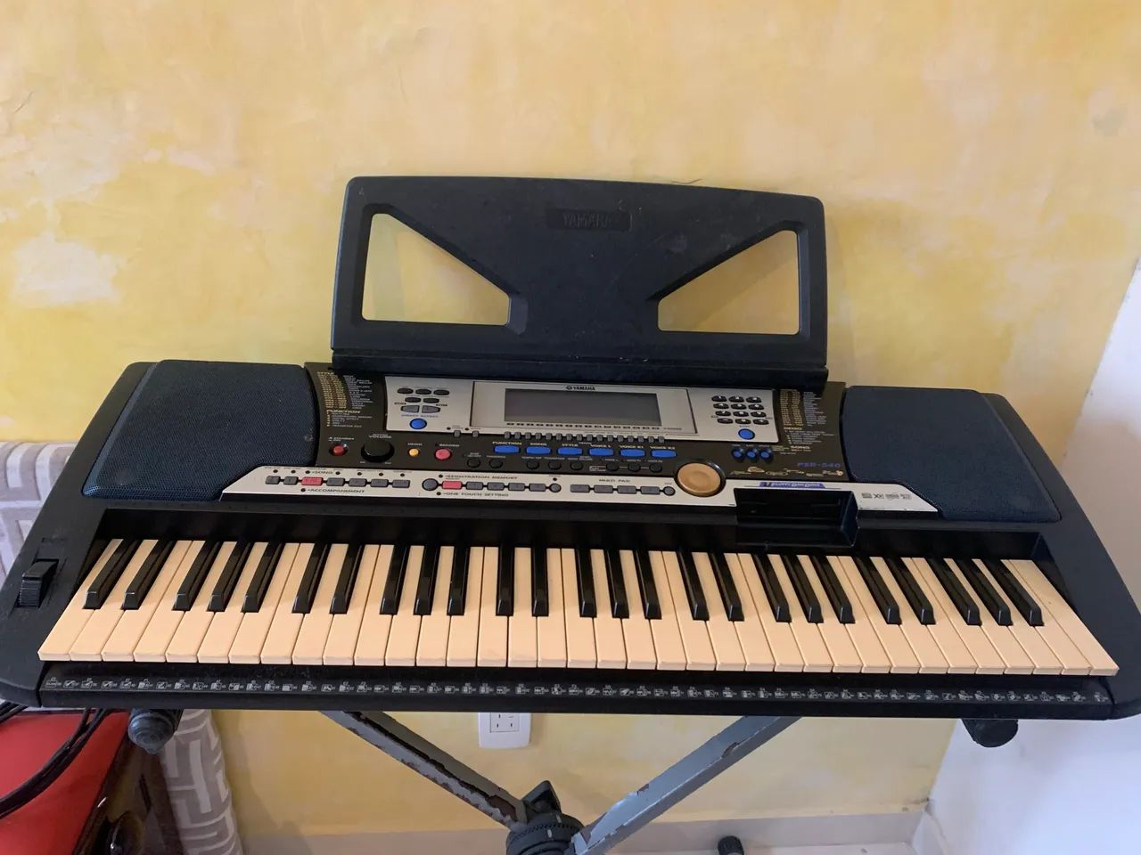 Teclado Yamaha PSR  540  - Foto 2
