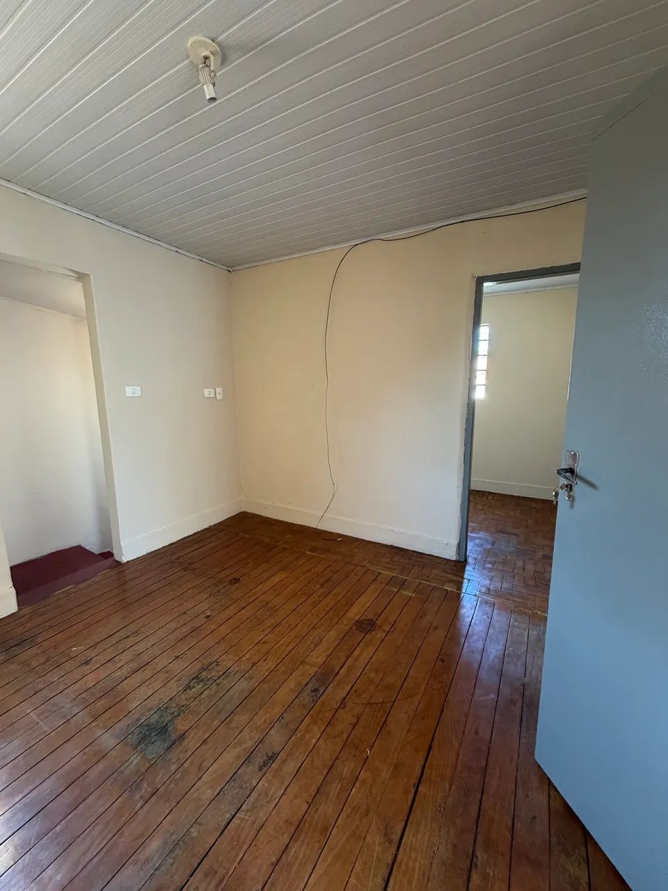 Alugo casa antiga - Foto 2