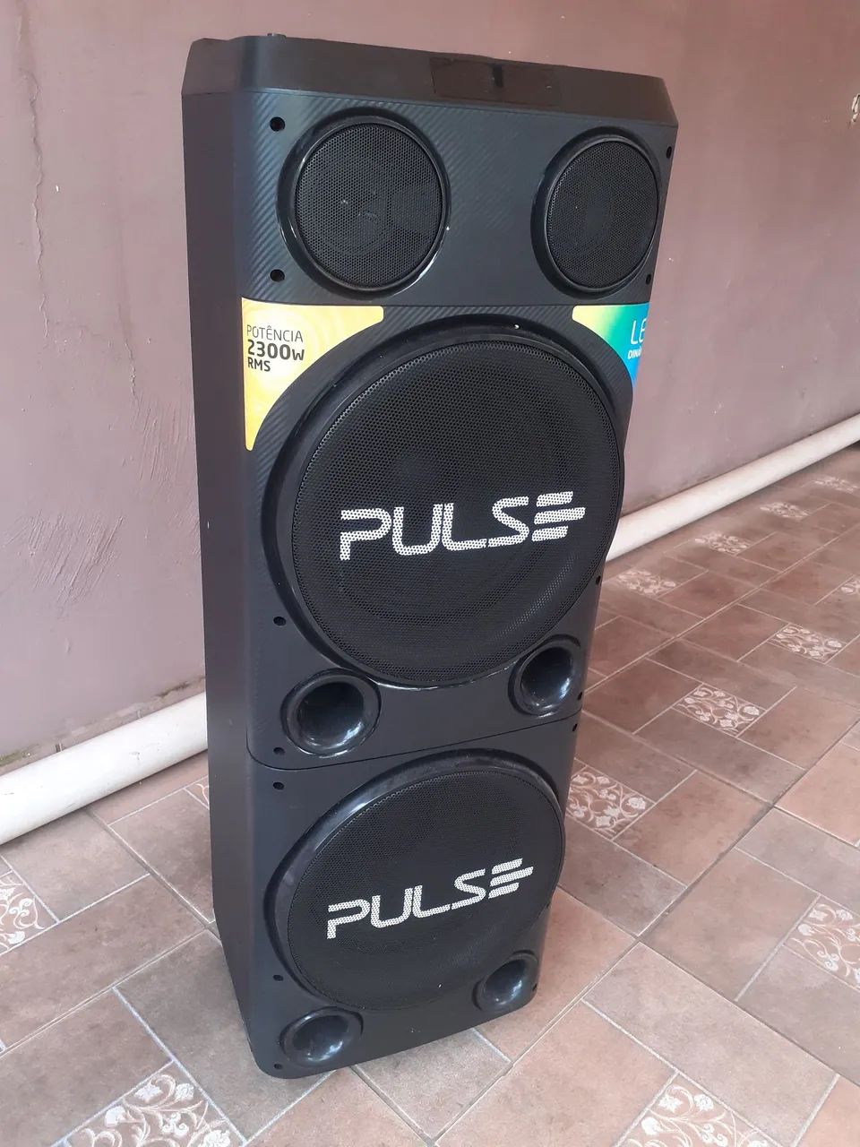 Torre de som 2300 RMS