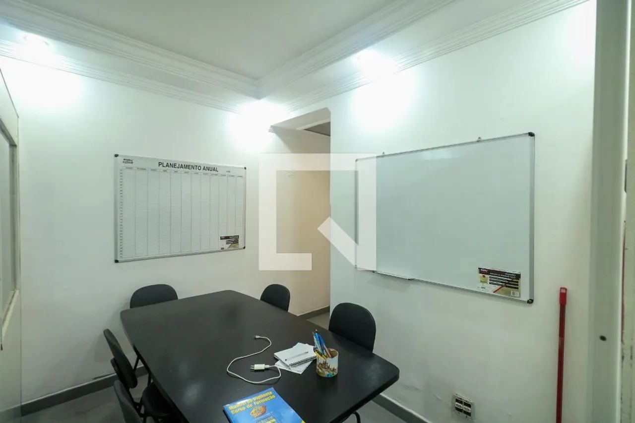 Casa à Venda - Centro, 4 Quartos, 187 m2 - Foto 2