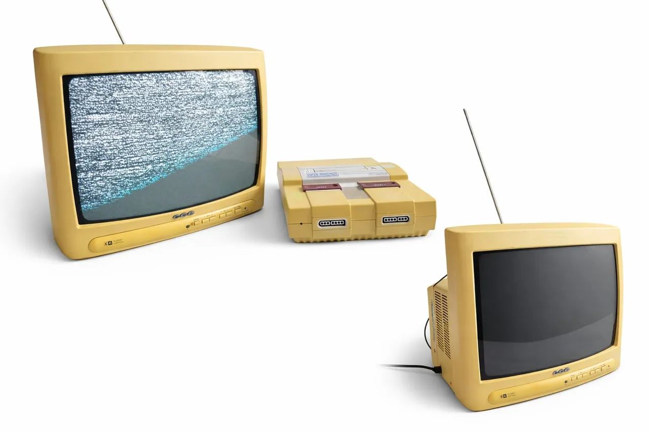 Televisão clássica cce