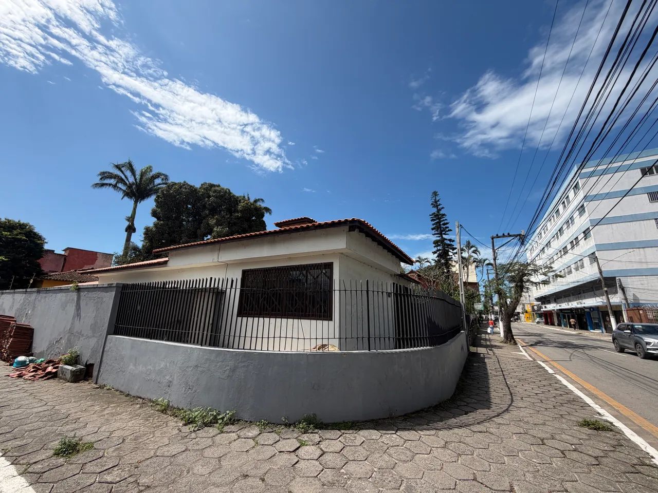 Alugo casa comercial centro  - Foto 2