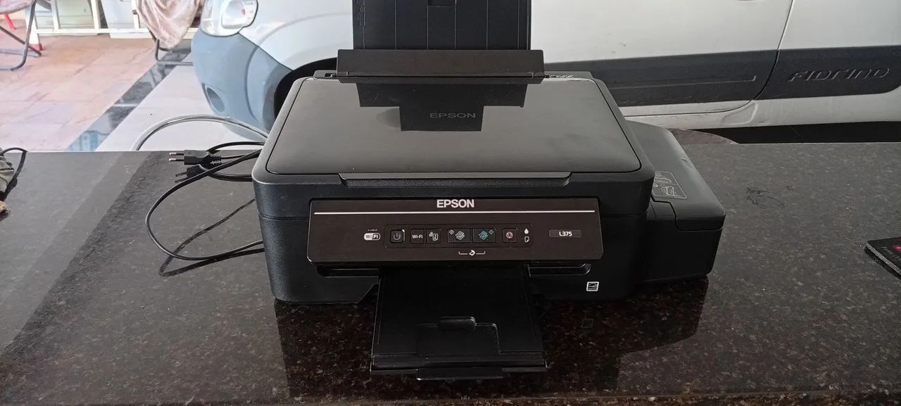 Impressora, copiadora e scanner Epson L375 semi nova