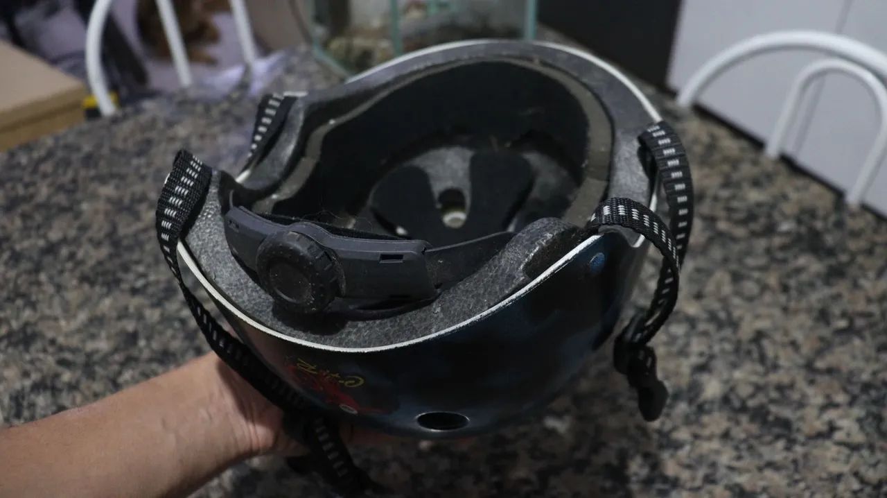 Capacete estilo coquinho