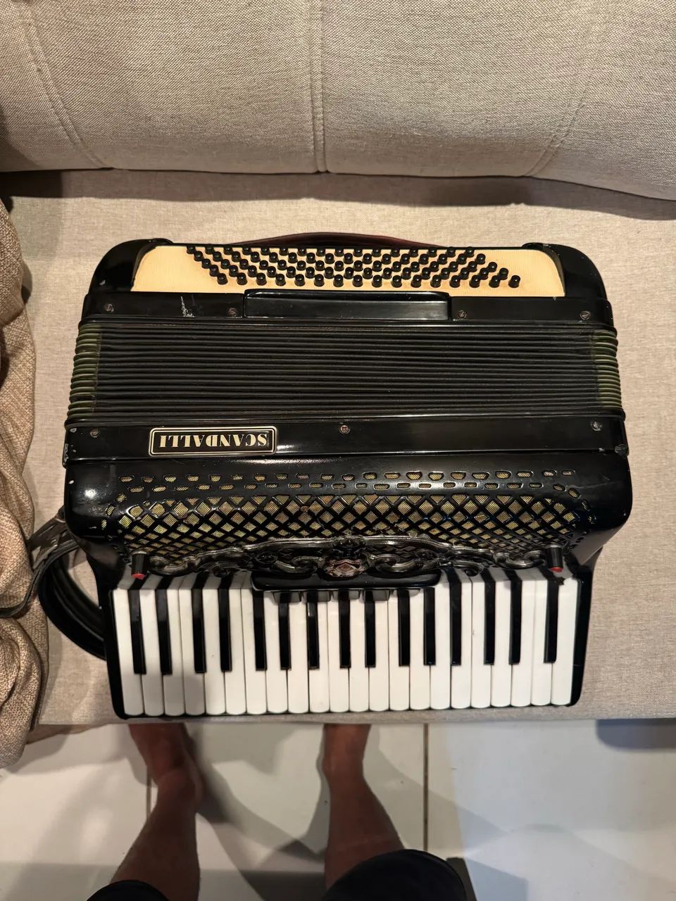 Acordeon Scandalli 80 baixos - Foto 5