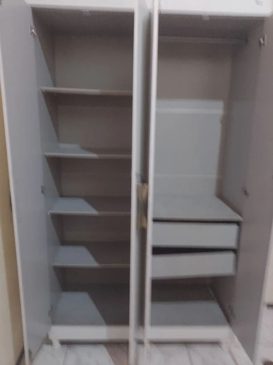 Guarda roupas  - Foto 2