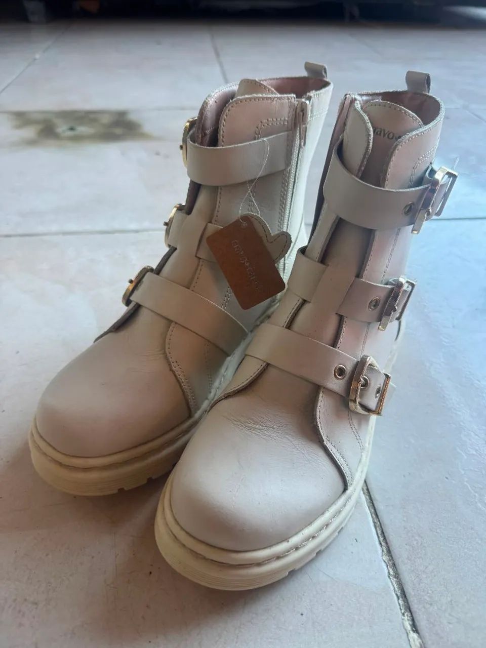 BOTA CRAVO E CANELA NOVA - Foto 2
