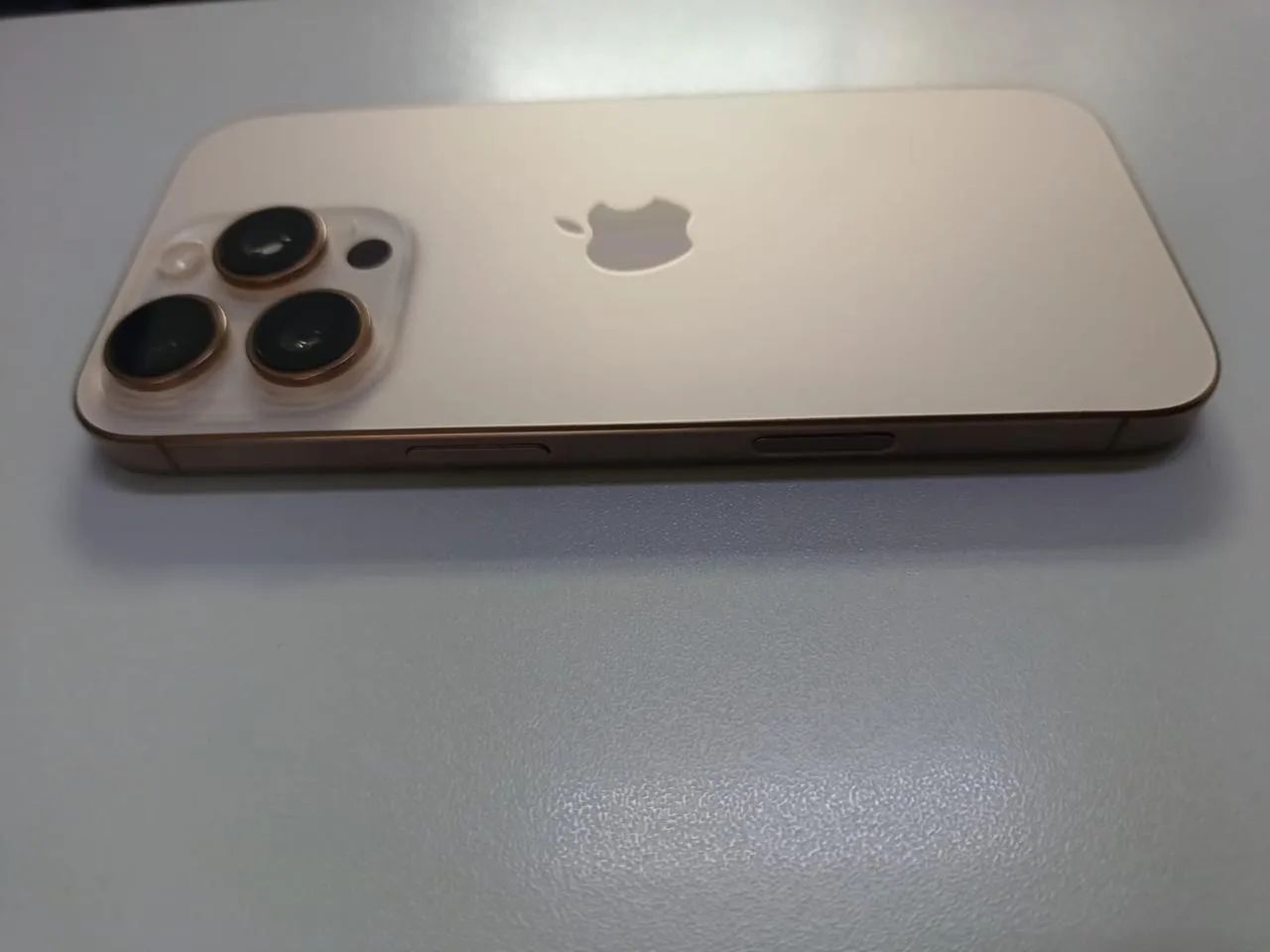 iPhone 16 pro  - Foto 4