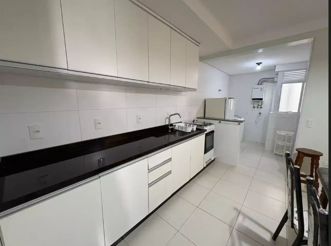 Imóvel para aluguel possui 80 metros quadrados com 2 quartos - Foto 2