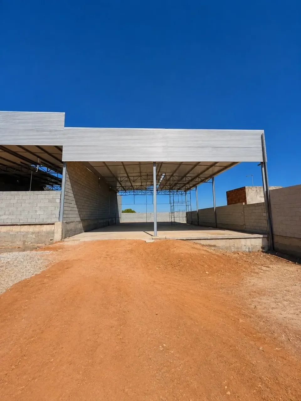 Galpão Comercial 300 m² para Locação em Pedro Leopoldo/MG - Foto 2