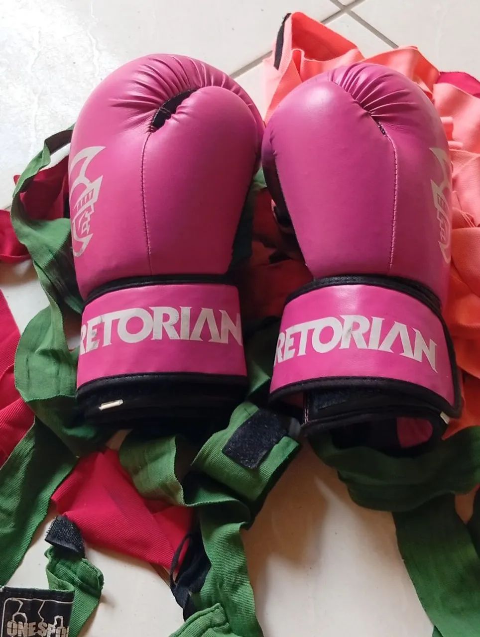Par de luvas muay thai