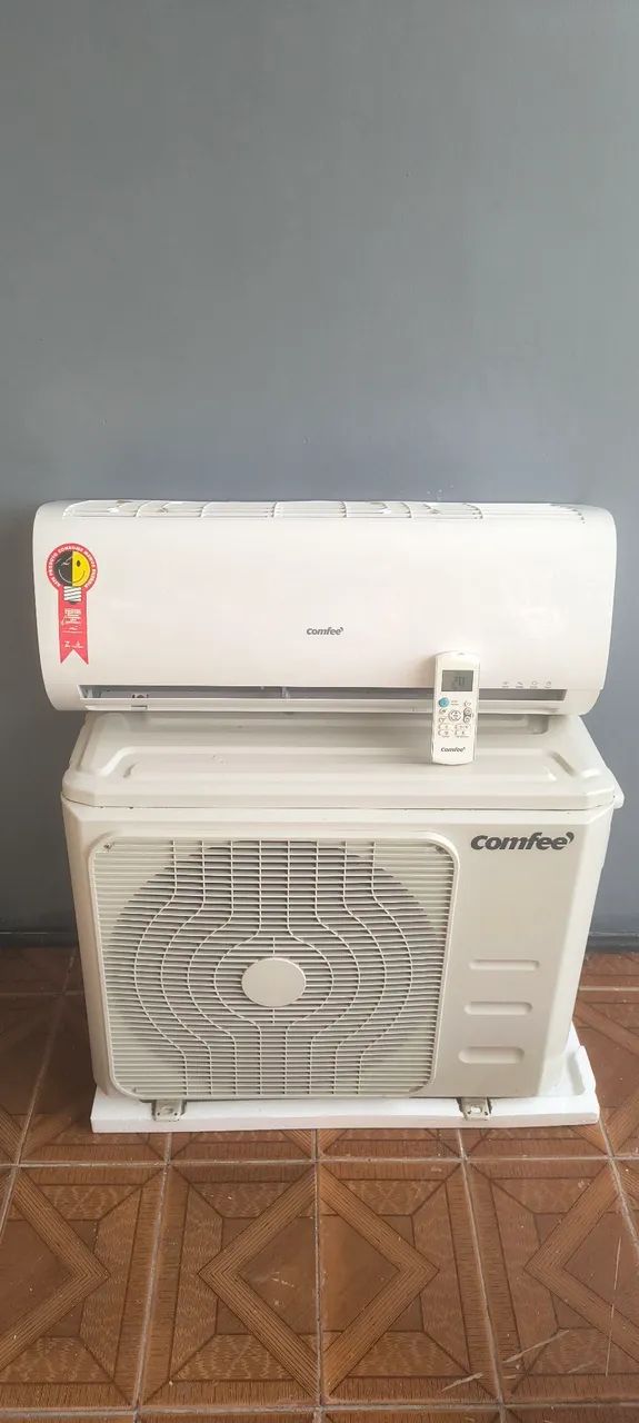 AR CONDICIONADO COMFEE 