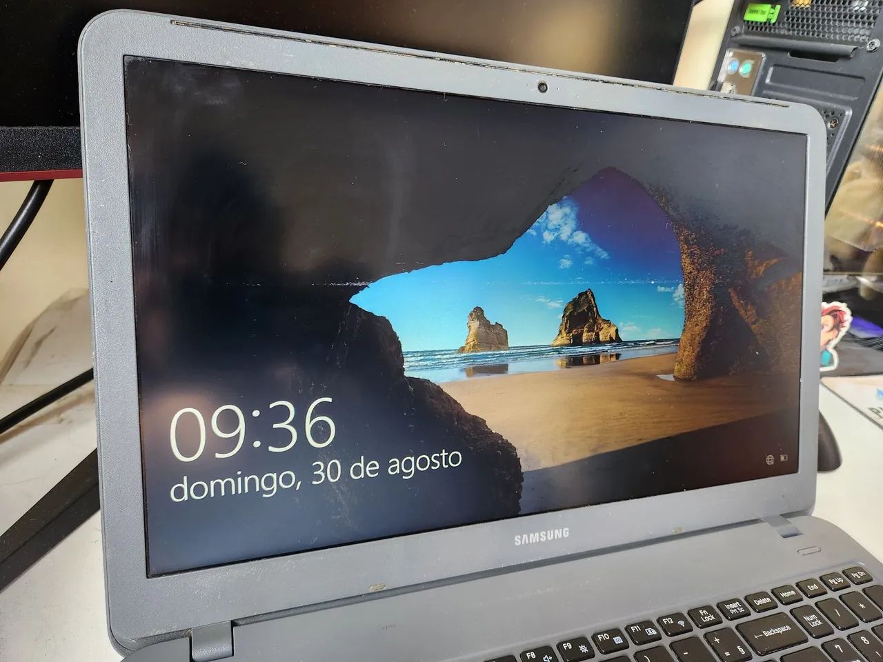 Notebook Samsung Essentials e30 | SSD 120GB | 4 GB RAM | Windows 11 - Foto 3