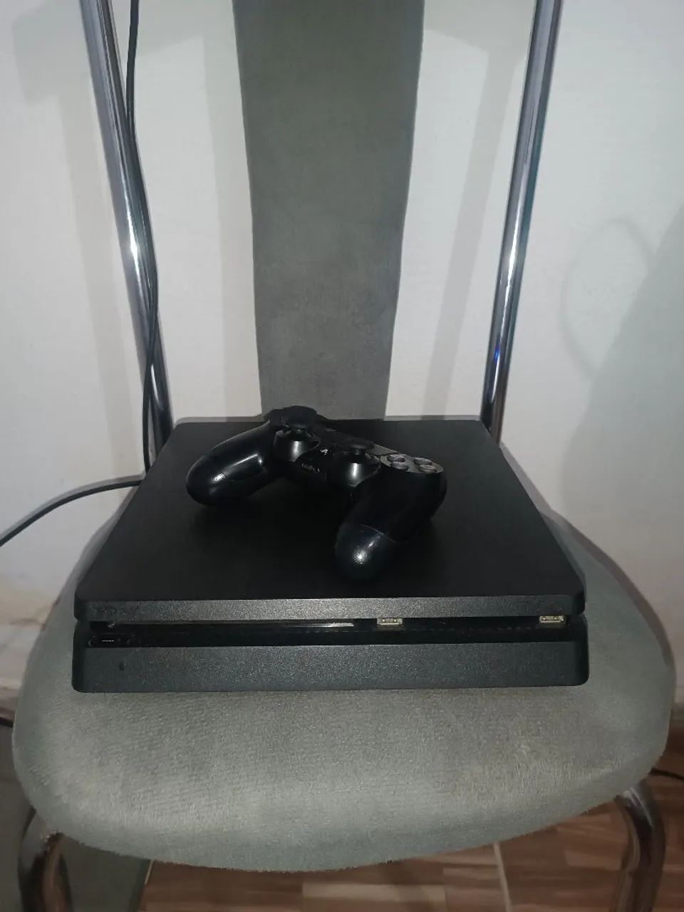 Ps4 slim 1tb