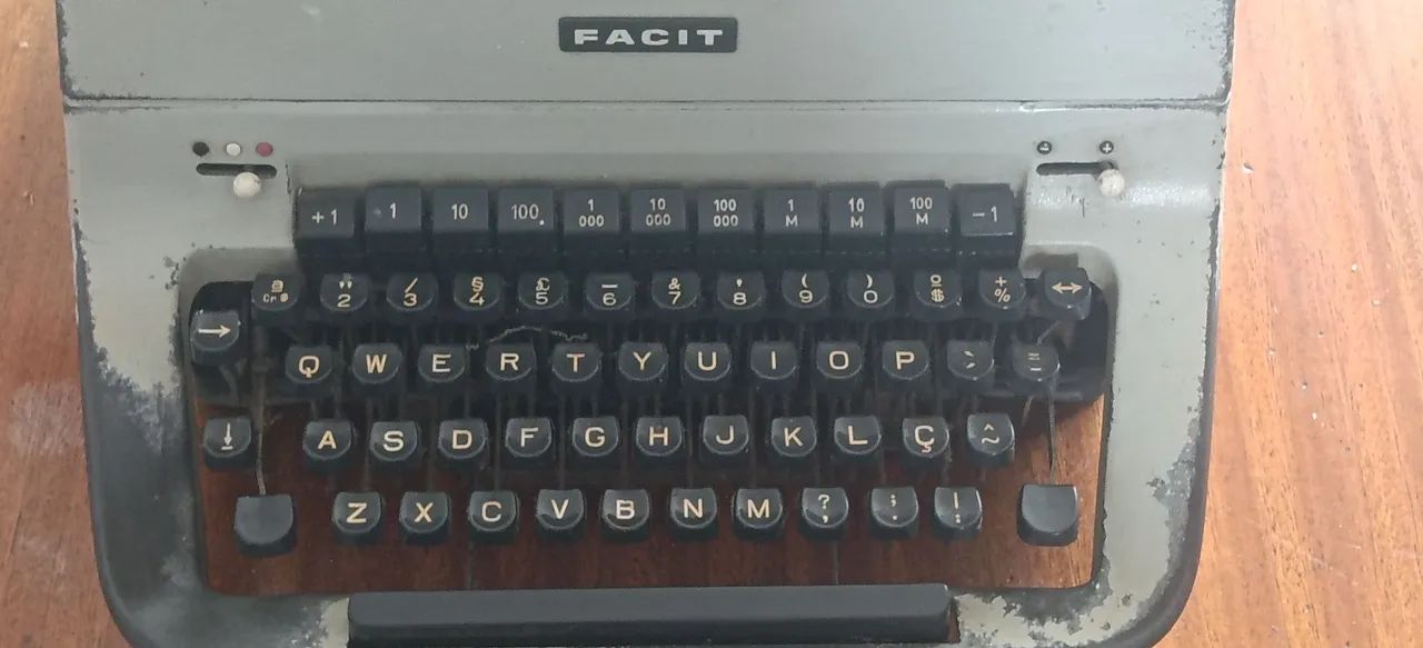 Máquina de escrever Facit - Foto 4