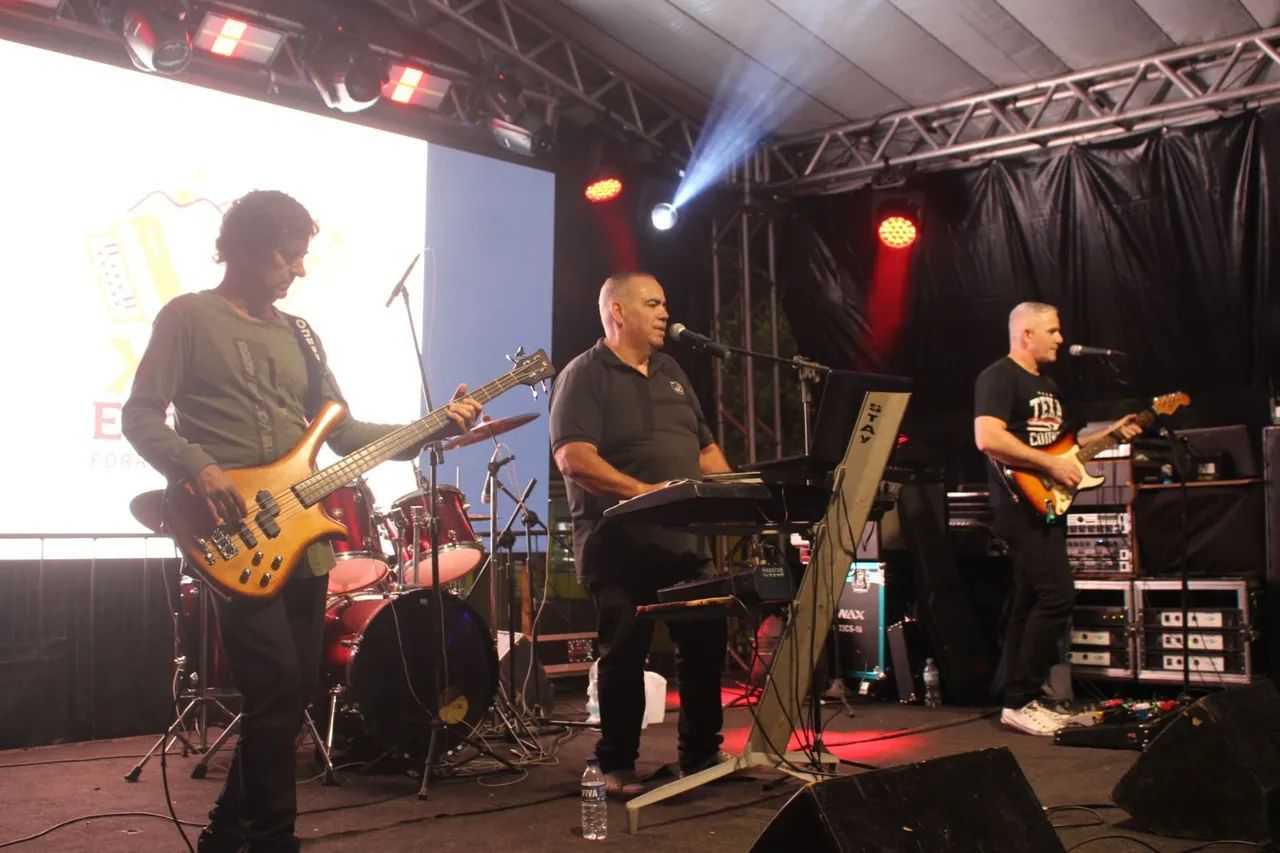 Banda Xote Elétrico - Forró pé de serra/xote  - Foto 3