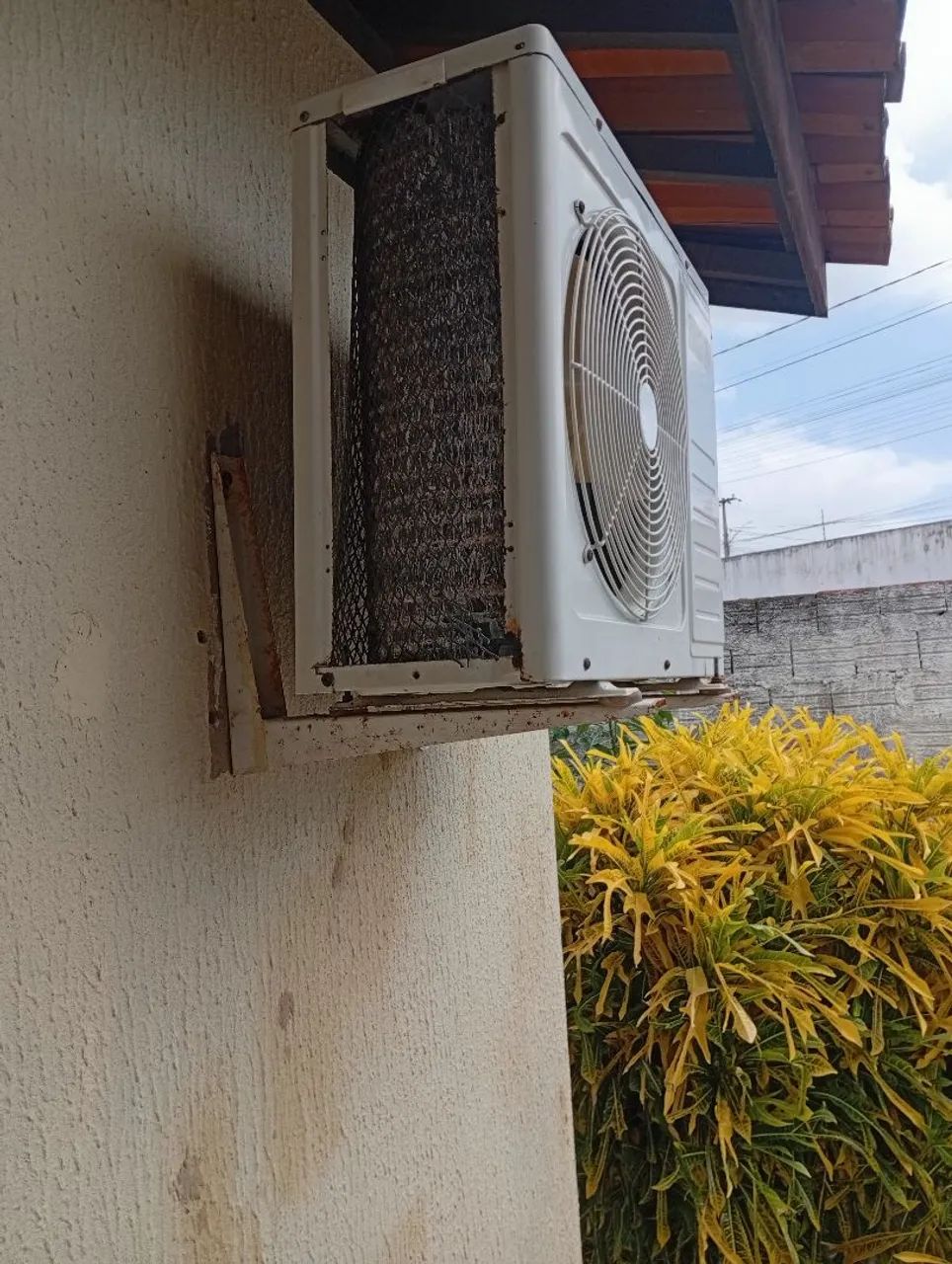 Ar-condicionado pra vender logo