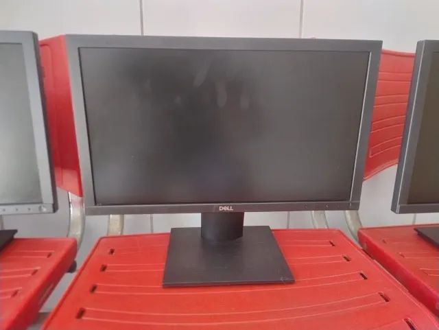 Monitor Dell 19 Polegadas Led, Qualidade HD Vga e DisplayPort. - Foto 2