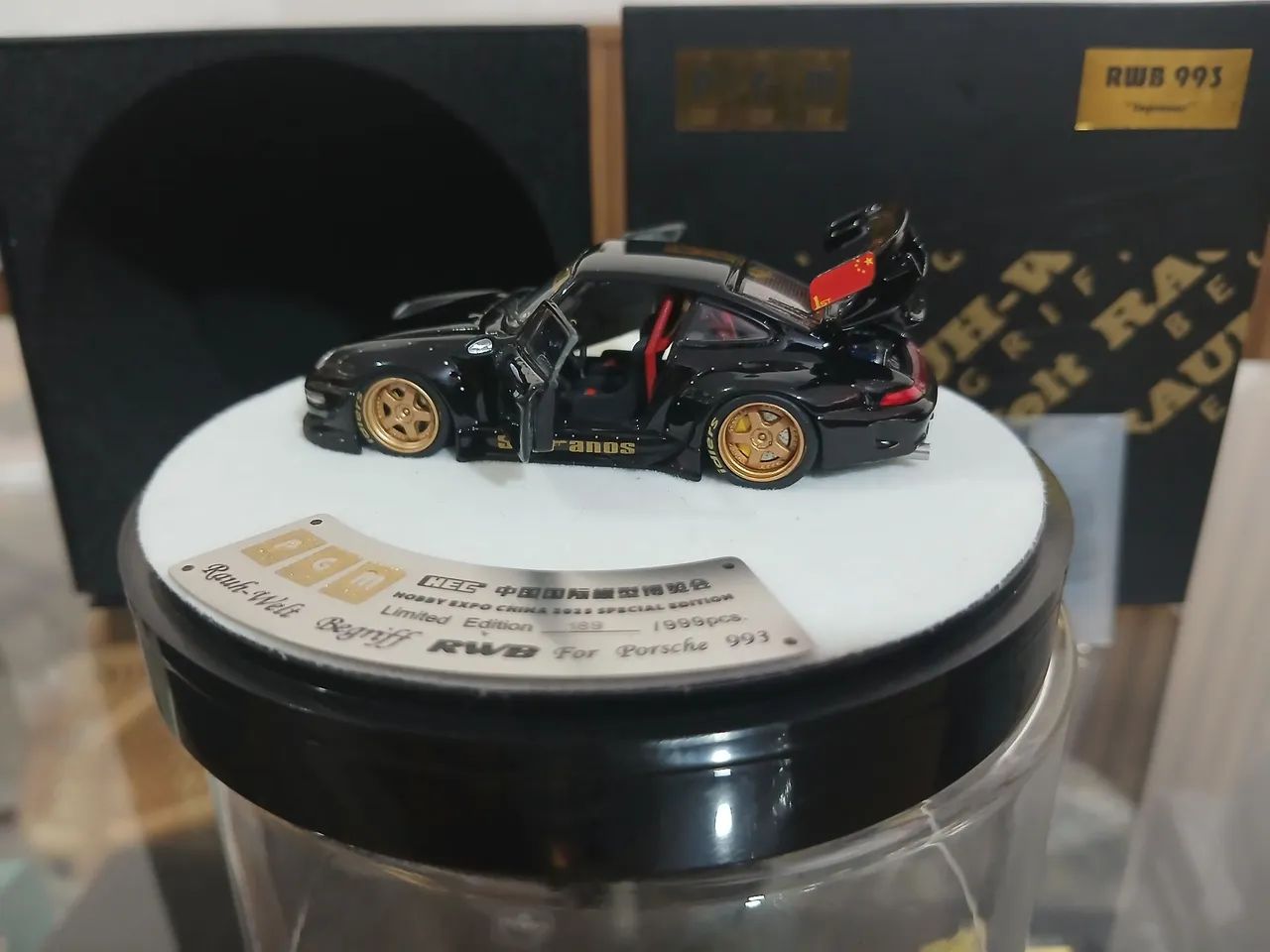 Miniatura 1:64 RWB 993 sopramos