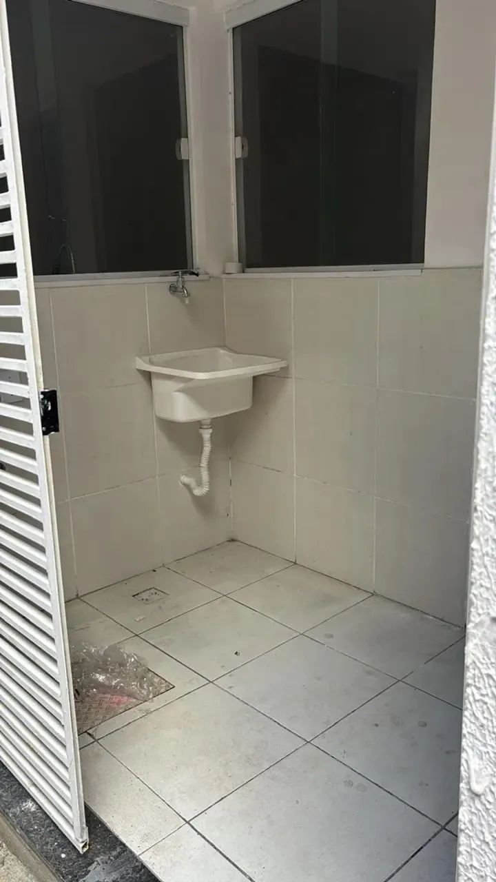 CASA COM 2 QUARTOS EM OLINDA - ACEITO ENTRADA - Foto 3