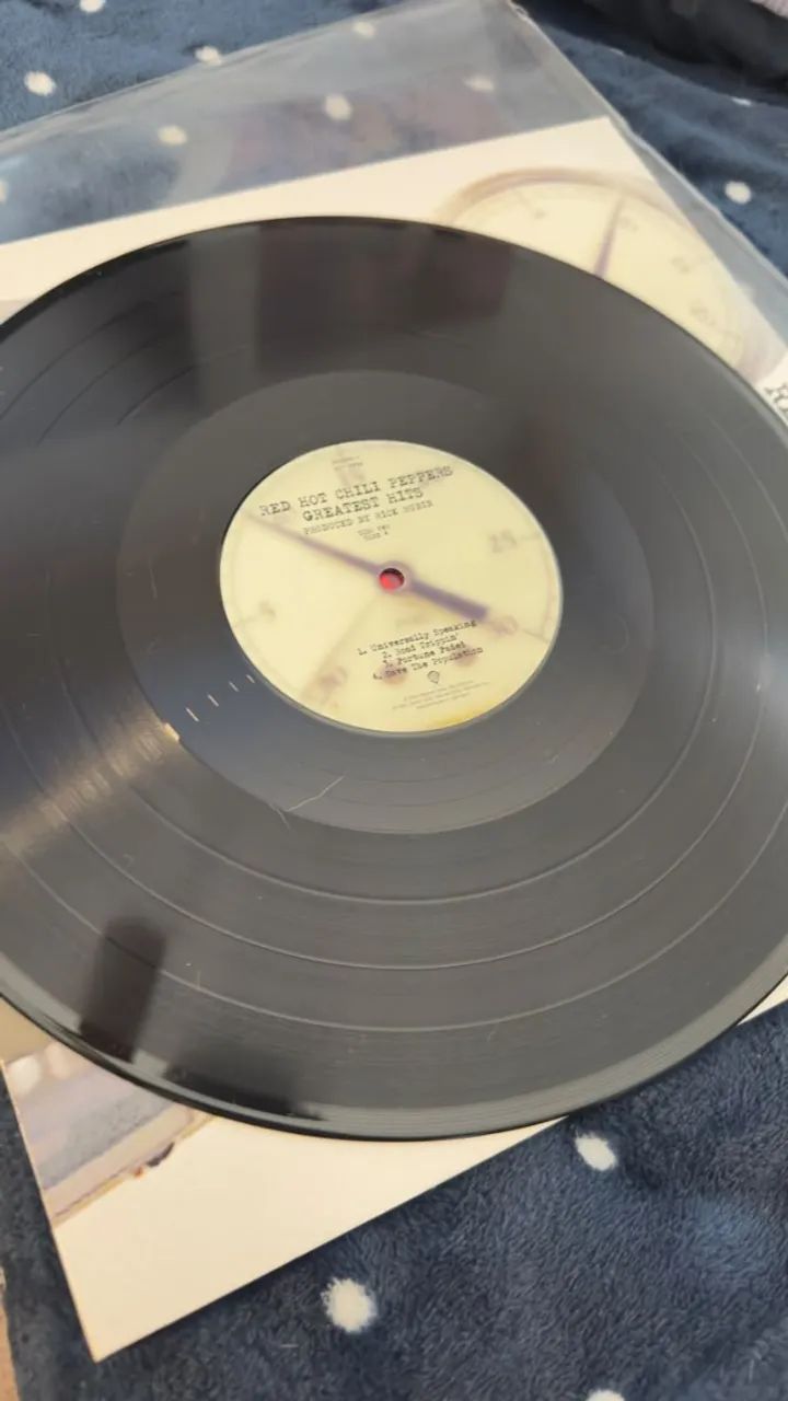 LP Vinil Red Hot Chilli Peppers - Greatest Hits (usado) - Foto 4