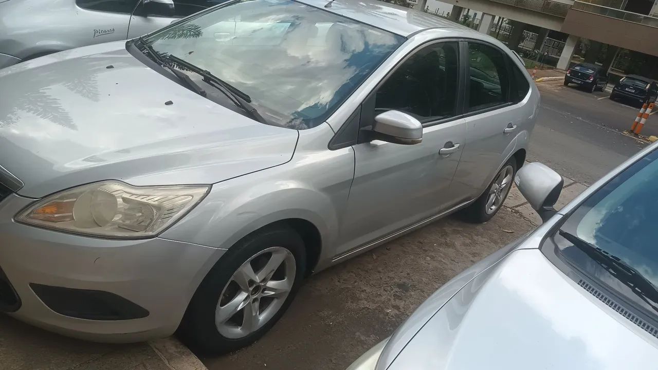 Ford Focus Focus 1.6 S/SE/SE Plus Flex 8V/16V  5p 2011