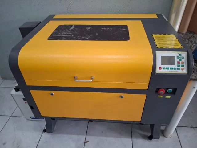 Máquina Corte a Laser CO2 60x40