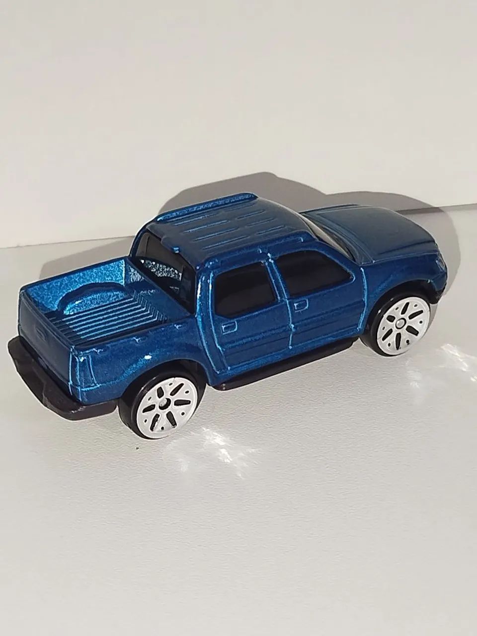 Maisto Ford Sport Trac  - Foto 2