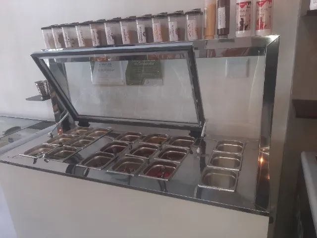 Balcão para açaí refrigerado ou seco, e com aquecimento para caldas